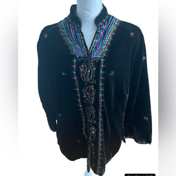 Dress Barn Collection Women's SIZE 14/16 Black Velvet Embellished Jacket - Picture 1 of 4